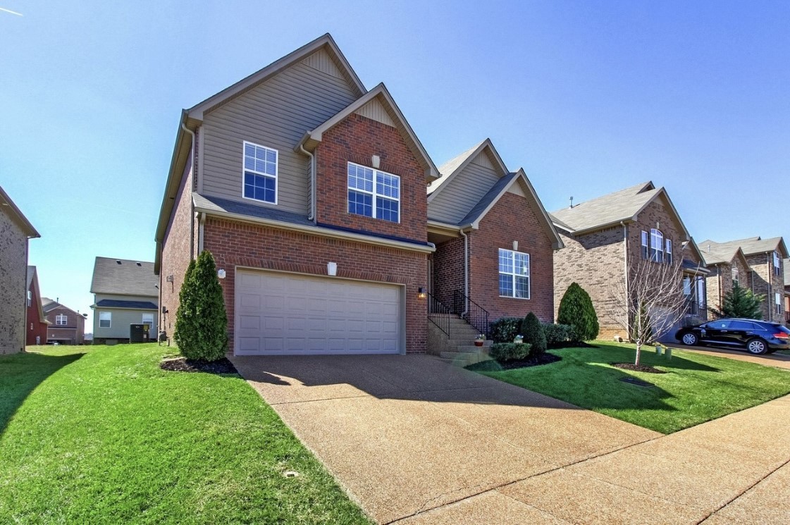 7913 Kirkfield Dr, NE Nashville TN 37211
