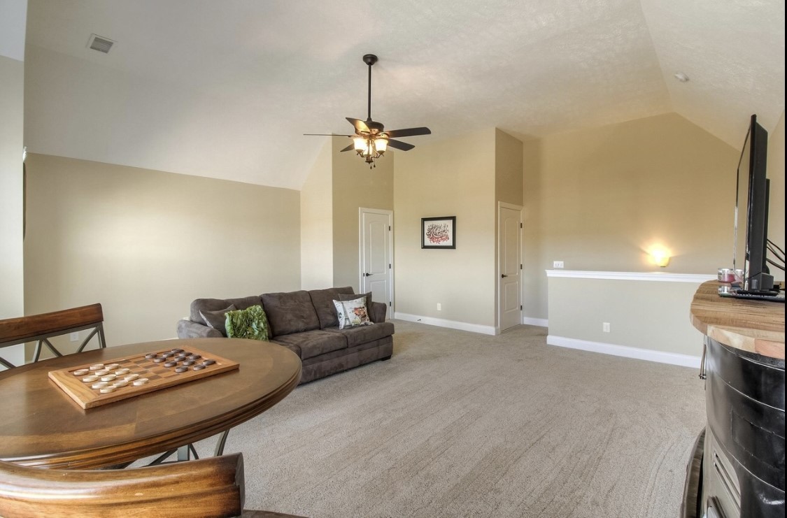 7913 Kirkfield Dr, NE Nashville TN 37211