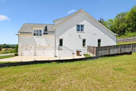 2274 Brakeman Lane Thompsons Station TN 37179