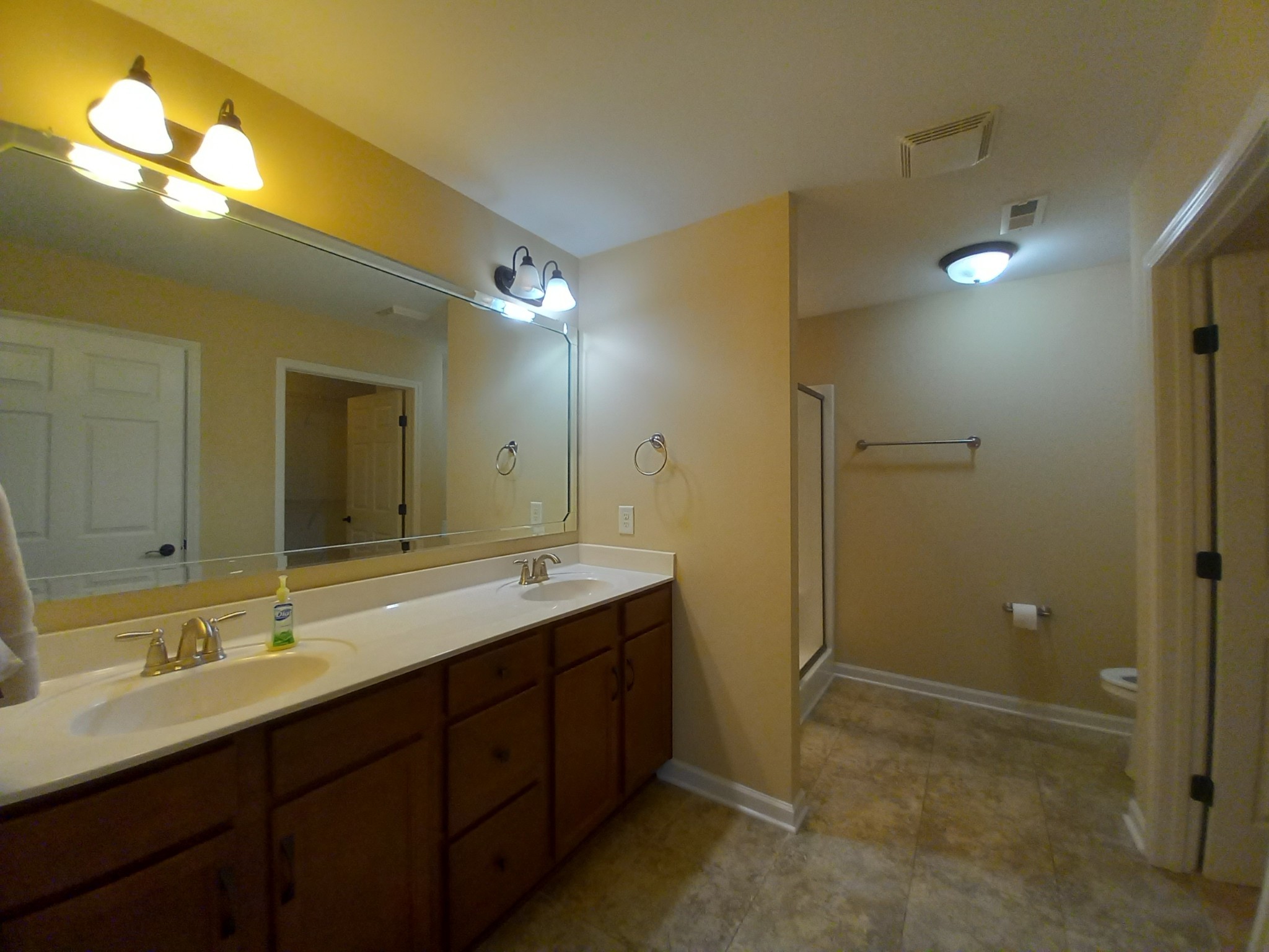 395 Devon Chase Hill Gallatin TN 37066