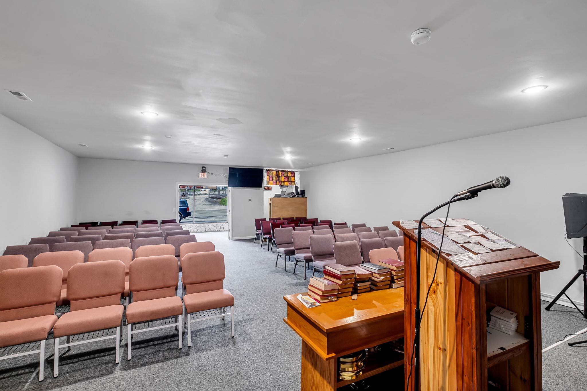 1213 W Gaines Street Lawrenceburg TN 38464