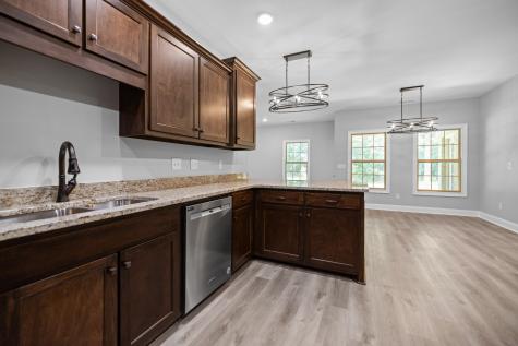 195 Hamilton Court Manchester TN 37355