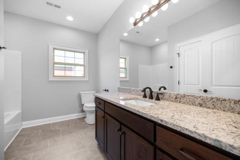 195 Hamilton Court Manchester TN 37355
