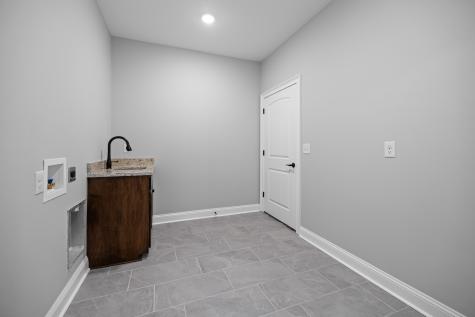 195 Hamilton Court Manchester TN 37355