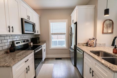 30 Sycamore Rdg, W Burns TN 37029