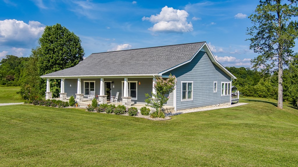 171 Lakeview Circle Byrdstown TN 38549