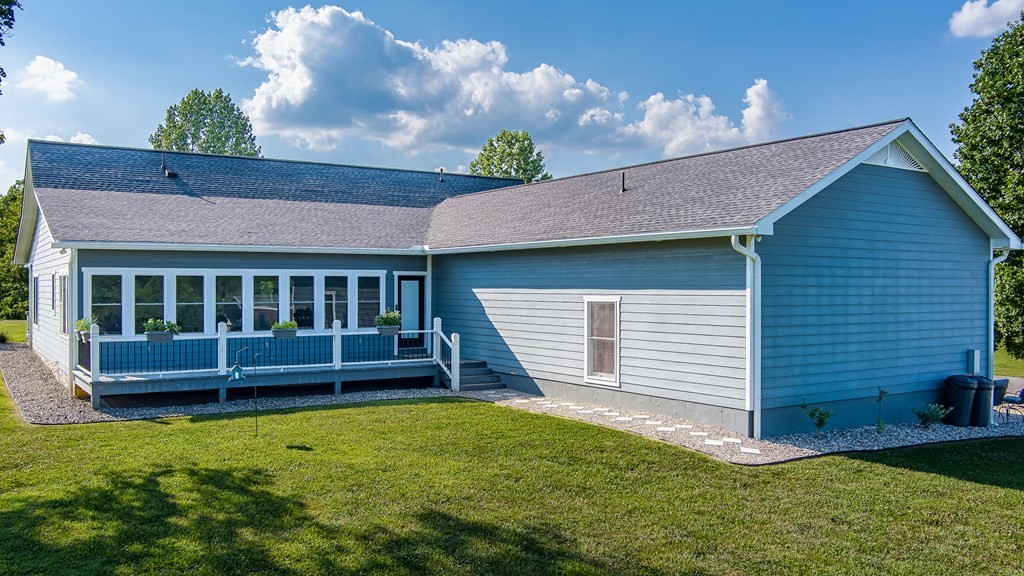 171 Lakeview Circle Byrdstown TN 38549
