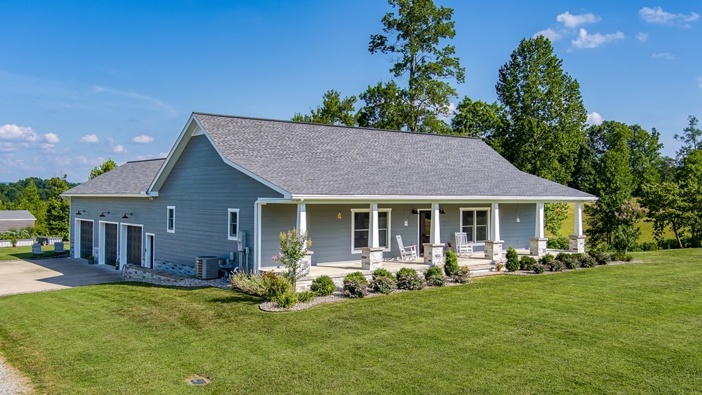 171 Lakeview Circle Byrdstown TN 38549