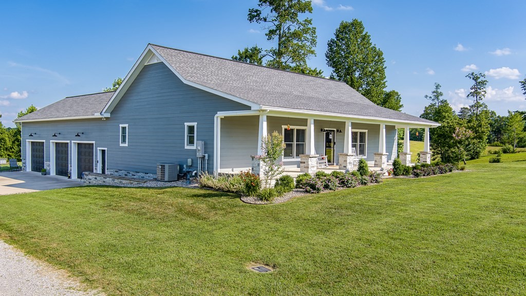 171 Lakeview Circle Byrdstown TN 38549