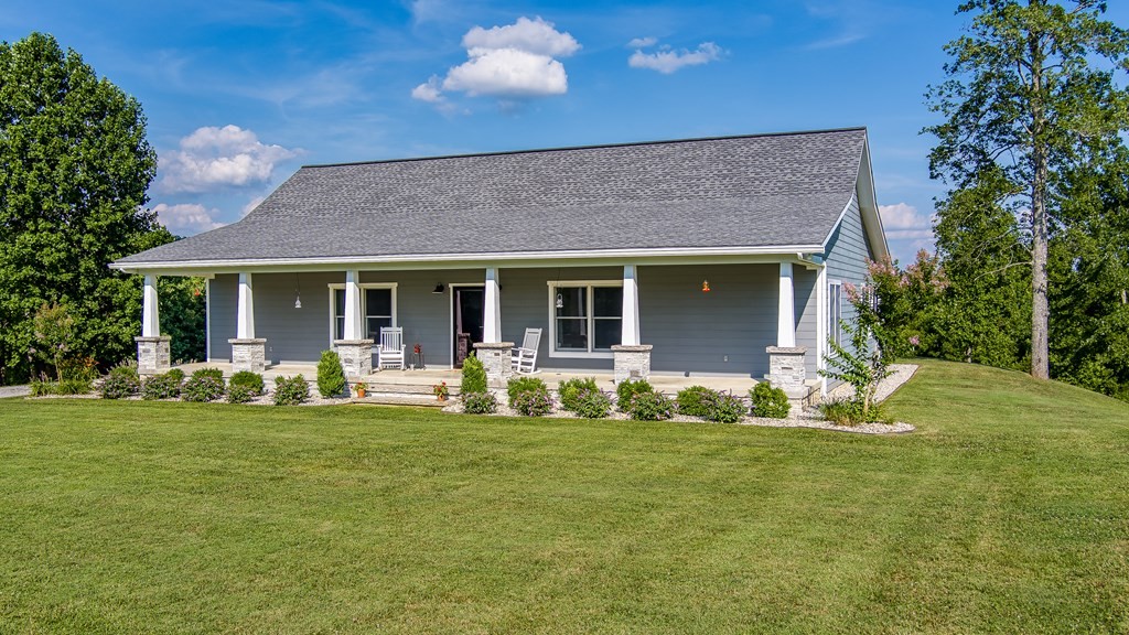 171 Lakeview Circle Byrdstown TN 38549