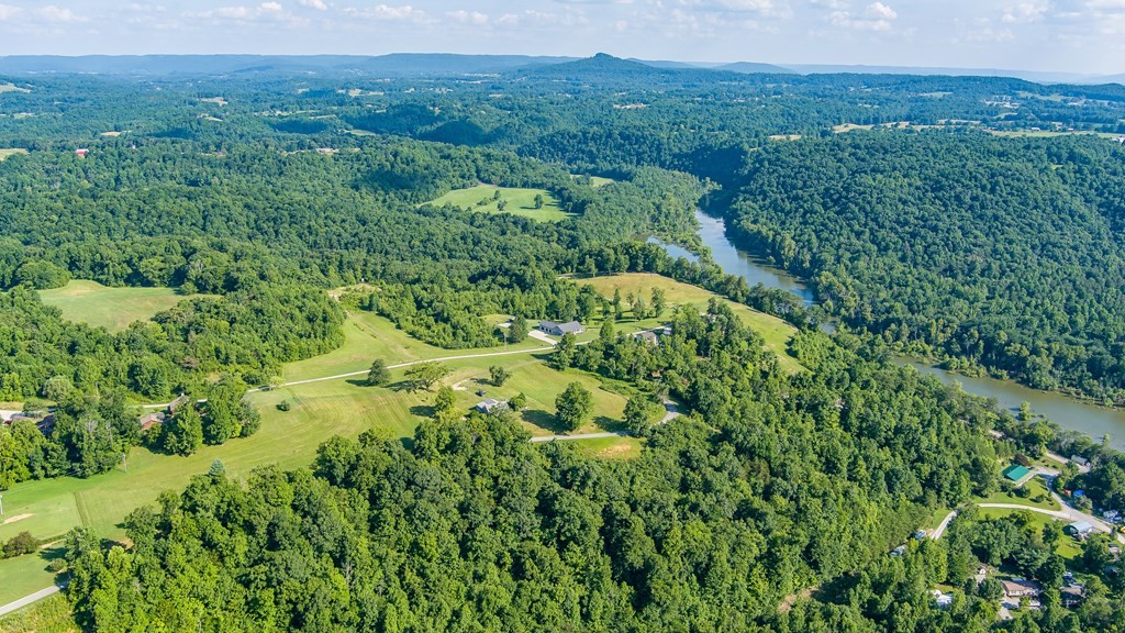 171 Lakeview Circle Byrdstown TN 38549