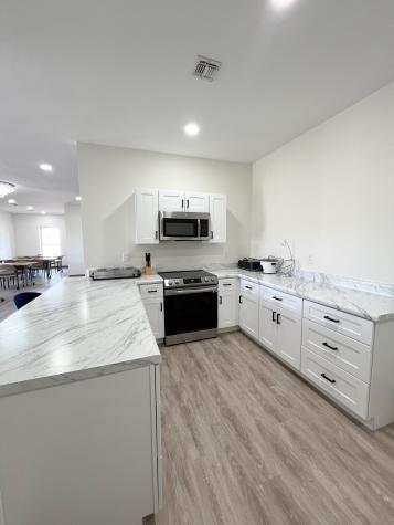 175 Stateline Road Oak Grove KY 42262