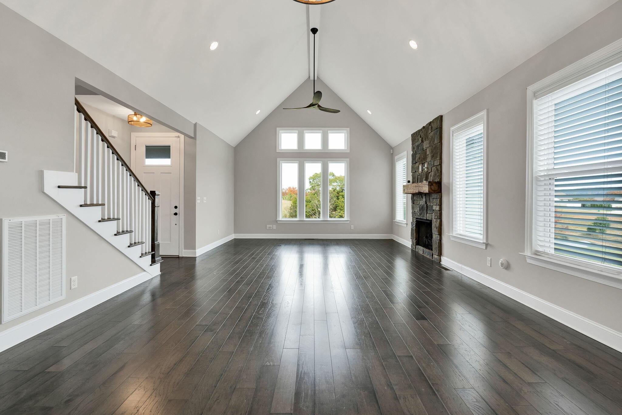 7407 Pond View Harrison TN 37341