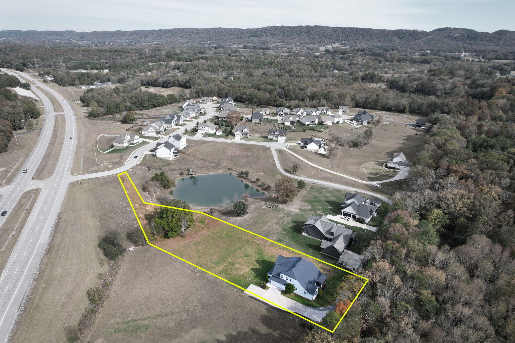 7407 Pond View Harrison TN 37341