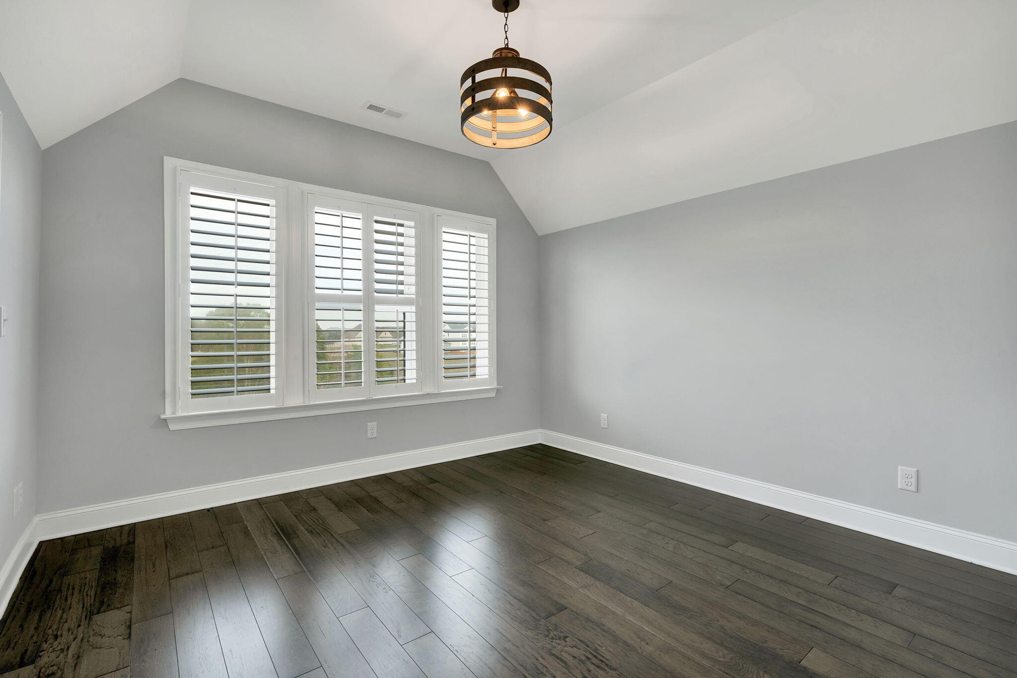 7407 Pond View Harrison TN 37341