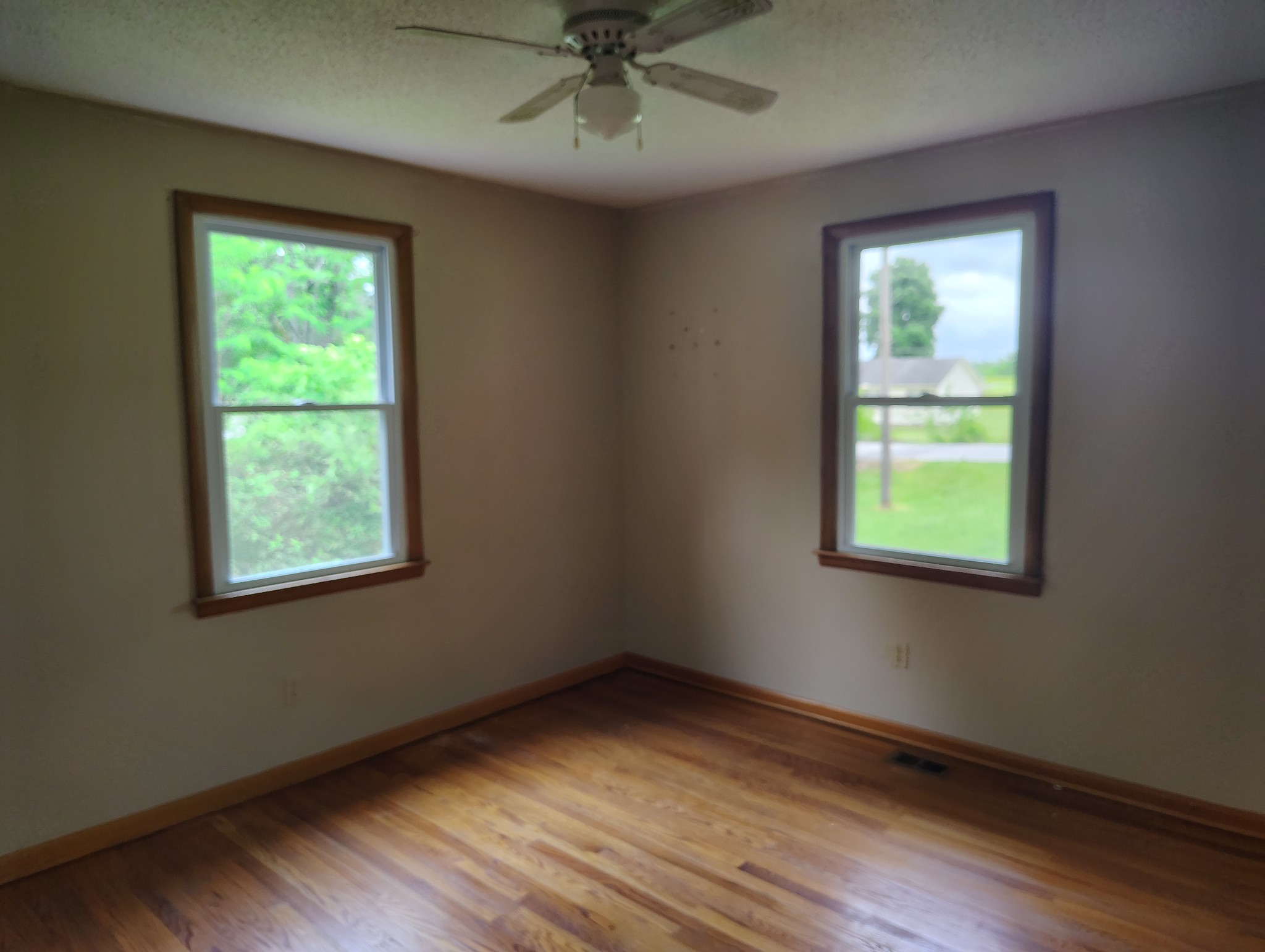 619 Baker Drive Lafayette TN 37083