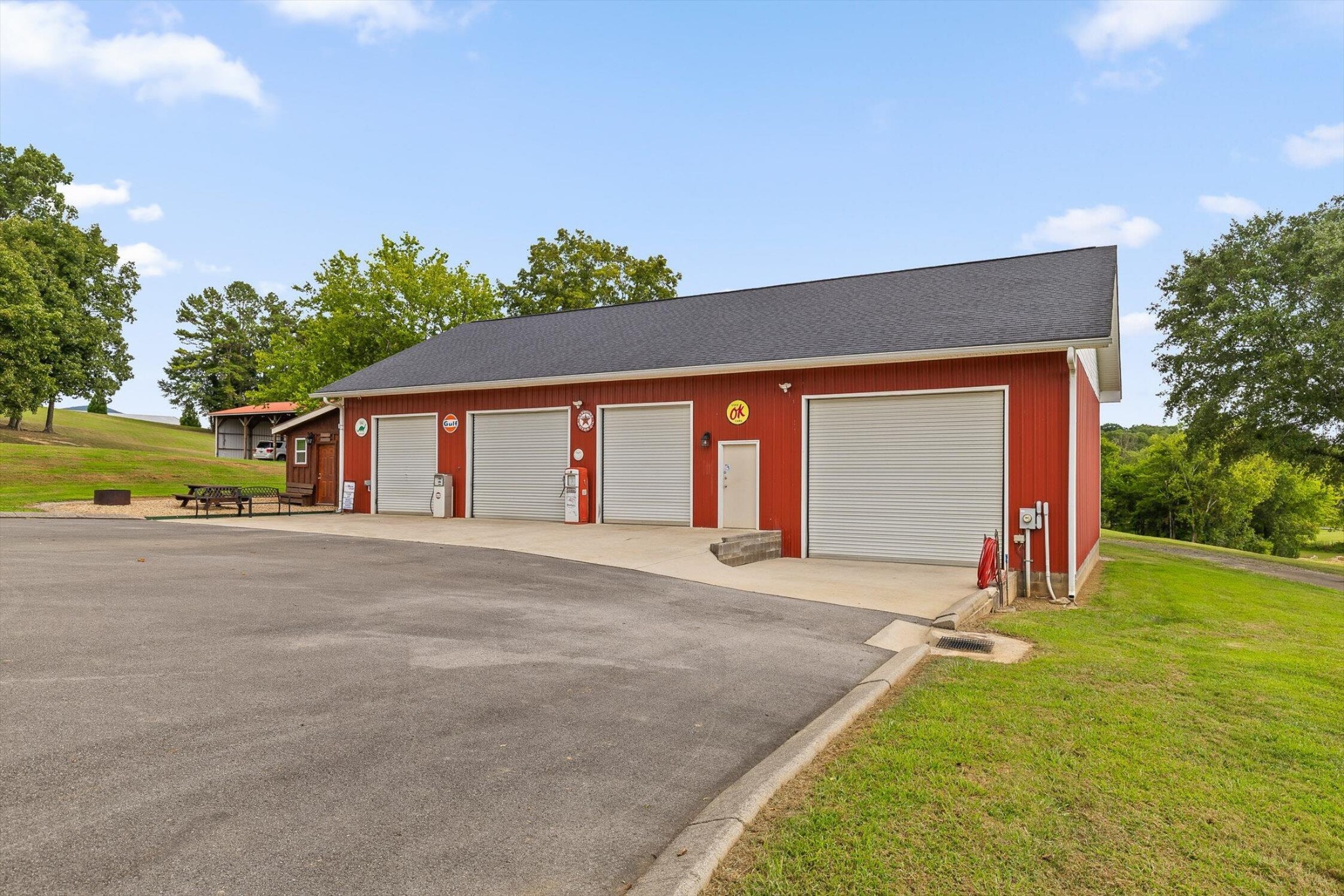 1020 Thomas Road Benton TN 37307