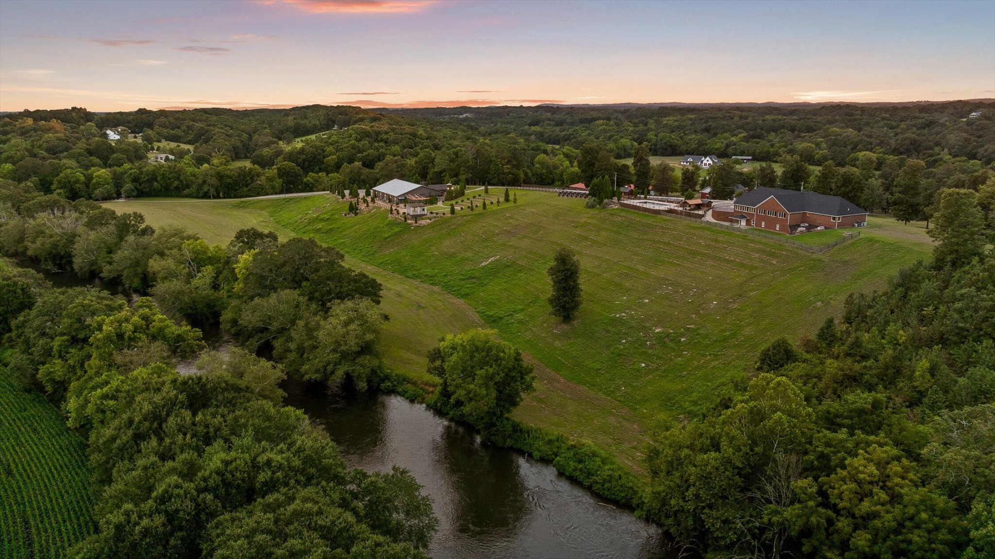 1020 Thomas Road Benton TN 37307