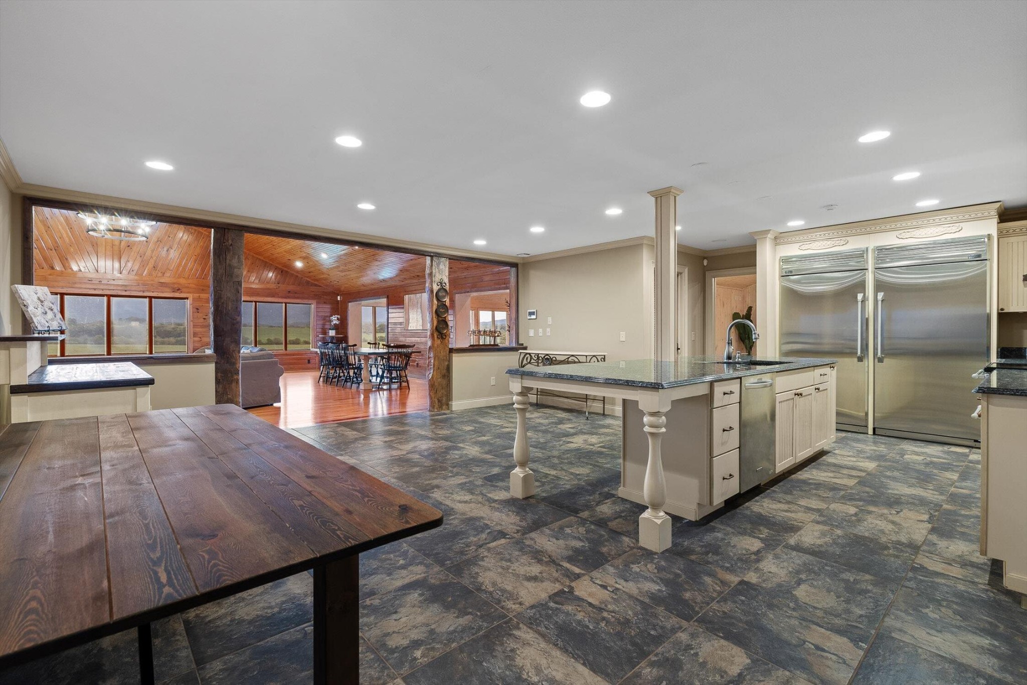1020 Thomas Road Benton TN 37307