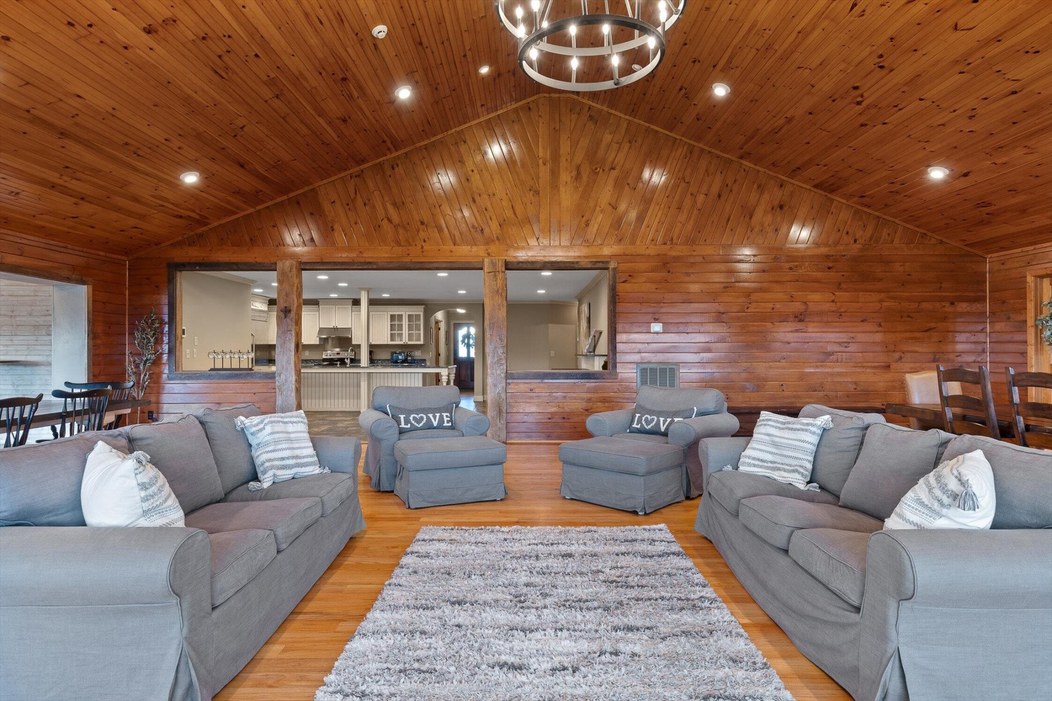 1020 Thomas Road Benton TN 37307