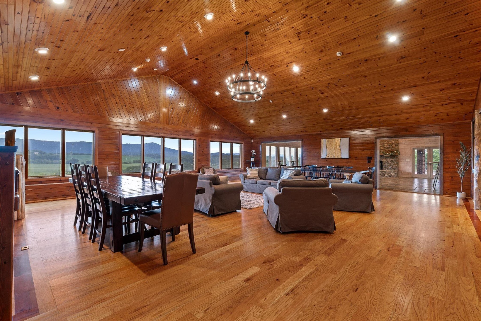 1020 Thomas Road Benton TN 37307