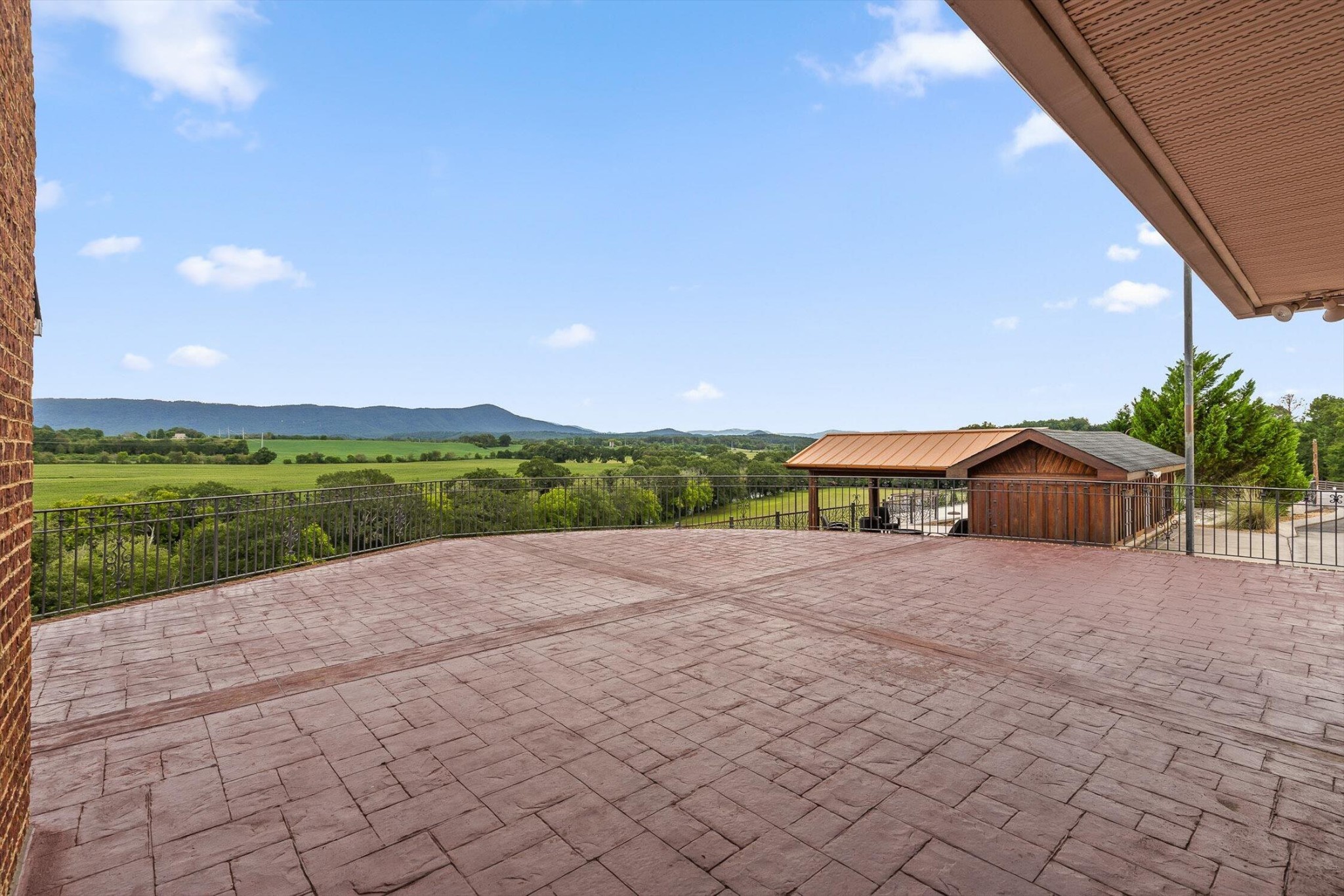 1020 Thomas Road Benton TN 37307