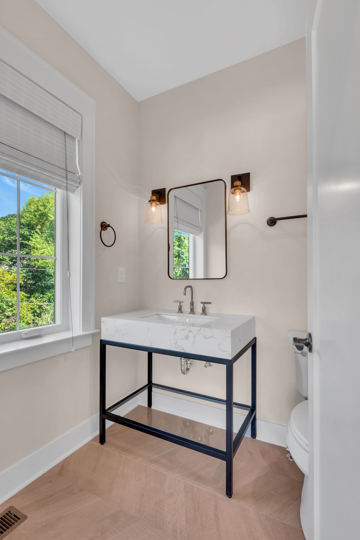 5611 Franklin Pike Brentwood TN 37027