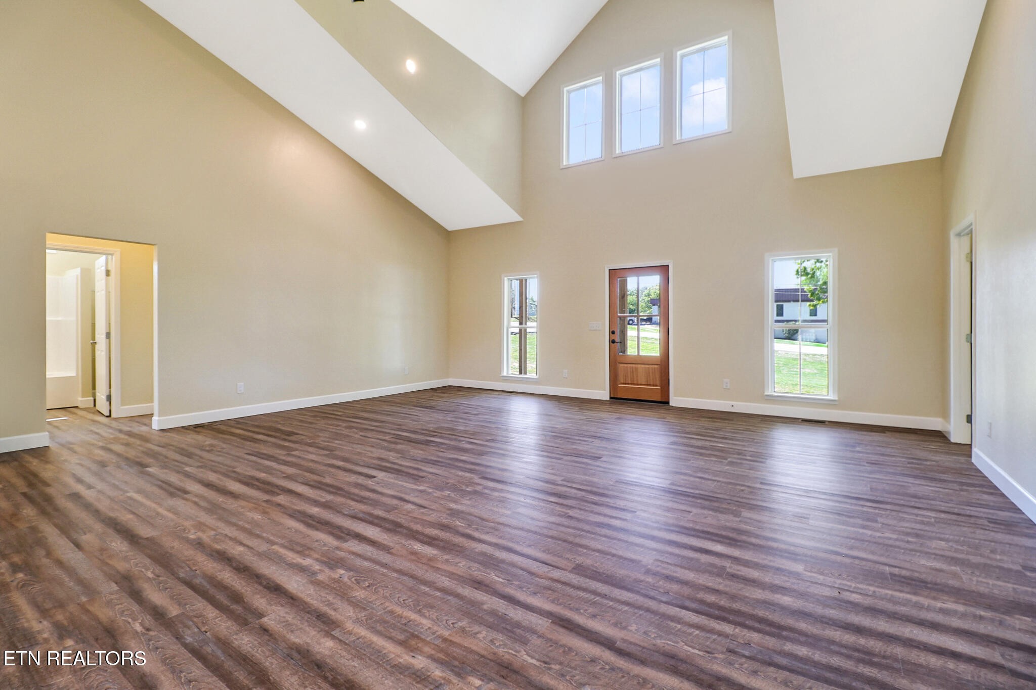 103 N Duncan Street Jamestown TN 38556