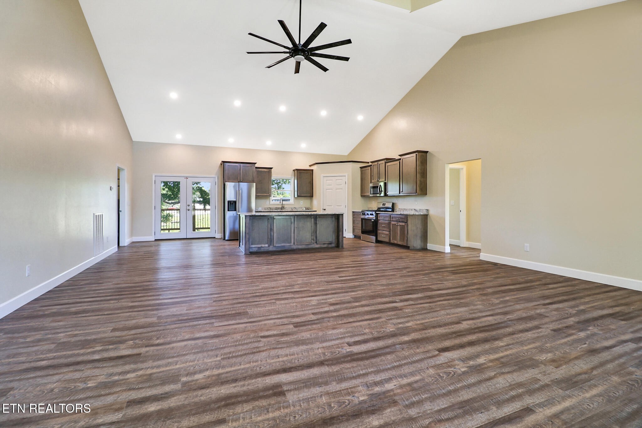 103 N Duncan Street Jamestown TN 38556