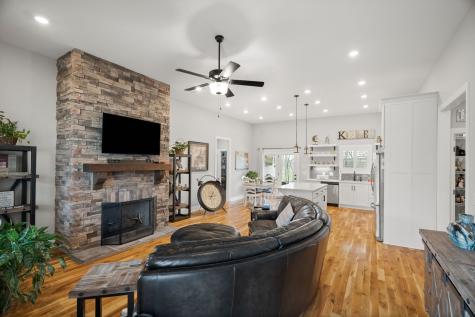 1042 Abagail Way Greenbrier TN 37073