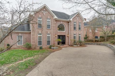 107 Spy Glass Way Hendersonville TN 37075