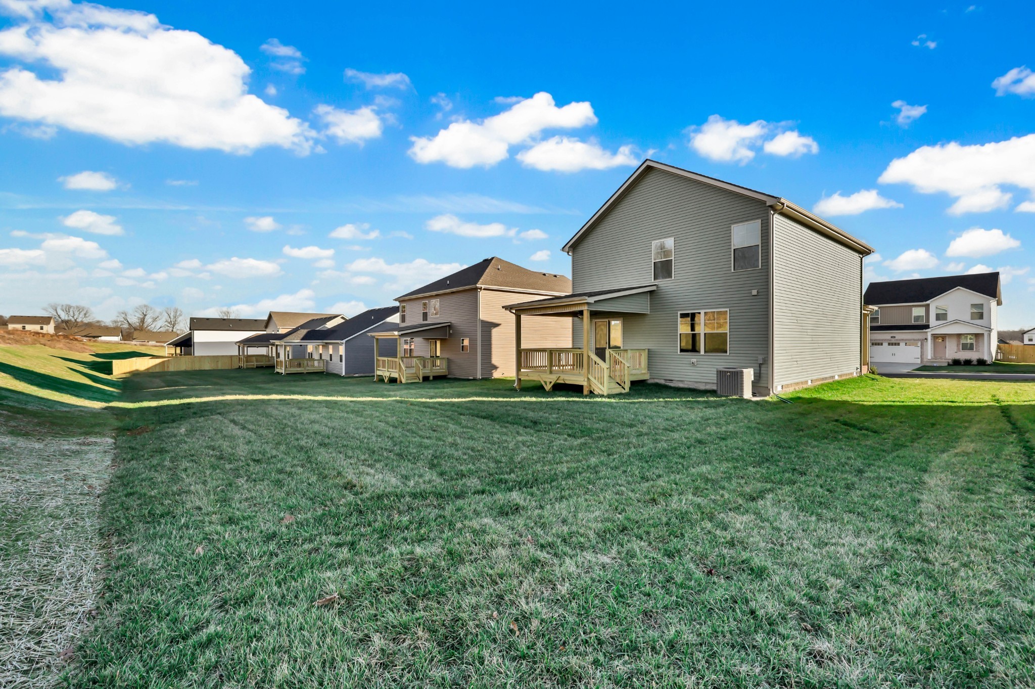 335 Cardinal Creek Clarksville TN 37040
