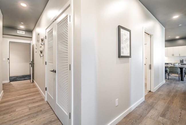 50 Music Sq, W Nashville TN 37203