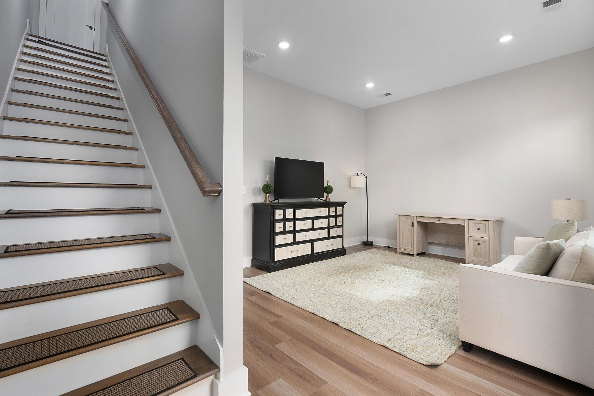 737 Burnside Place Chattanooga TN 37408