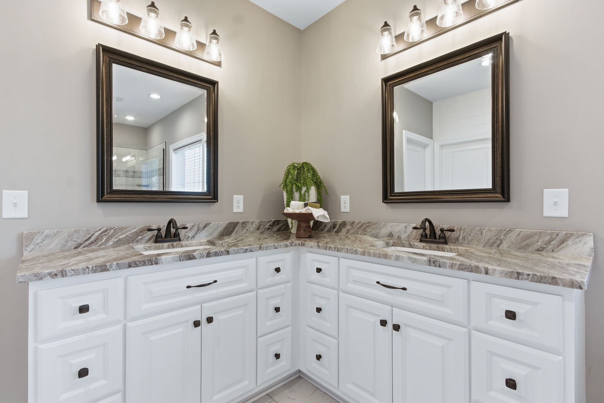 8006 Traditions Lane Columbia TN 38401