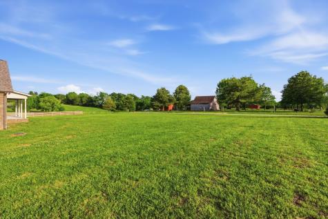 8006 Traditions Lane Columbia TN 38401