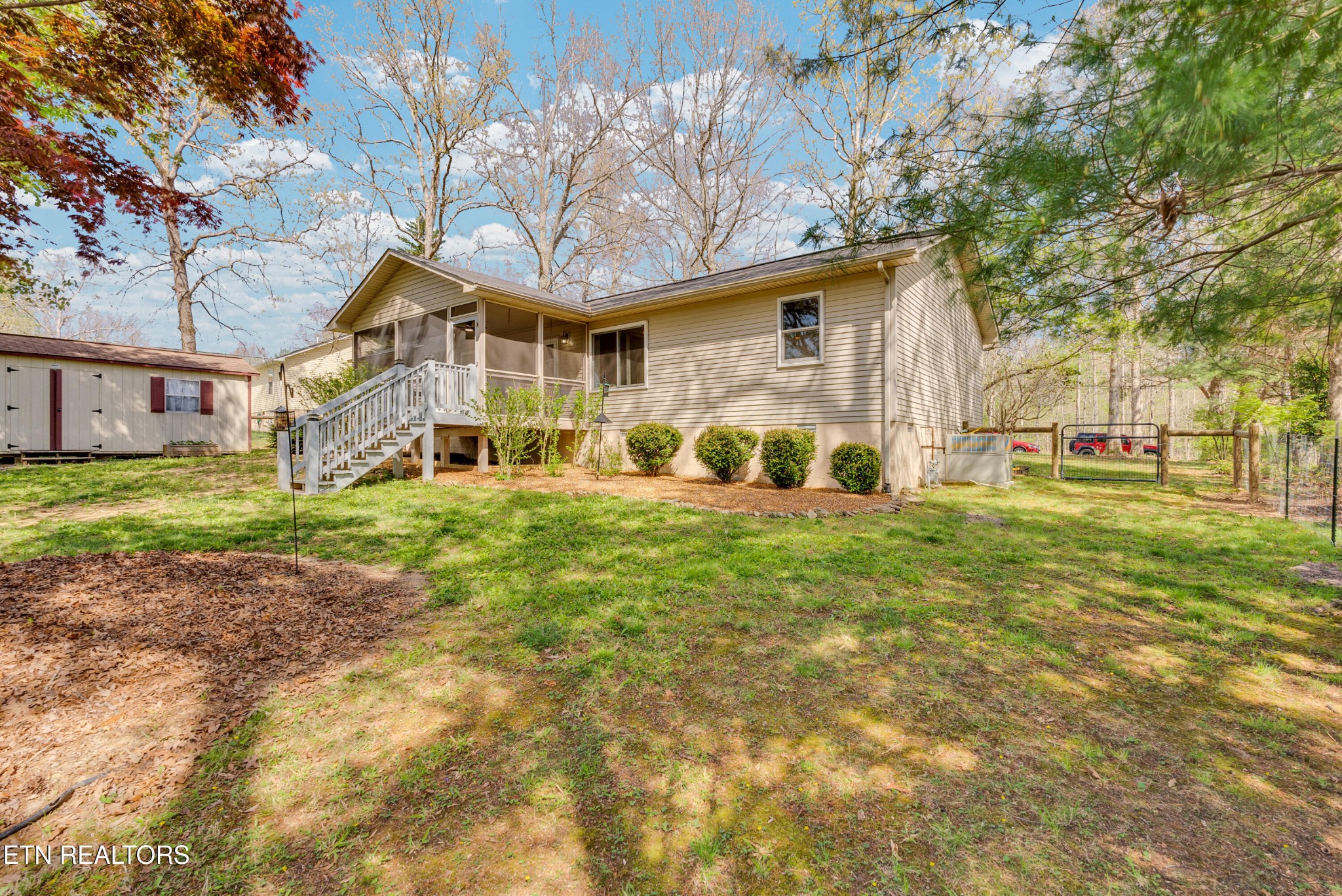 1954 Spruce Loop Crossville TN 38555
