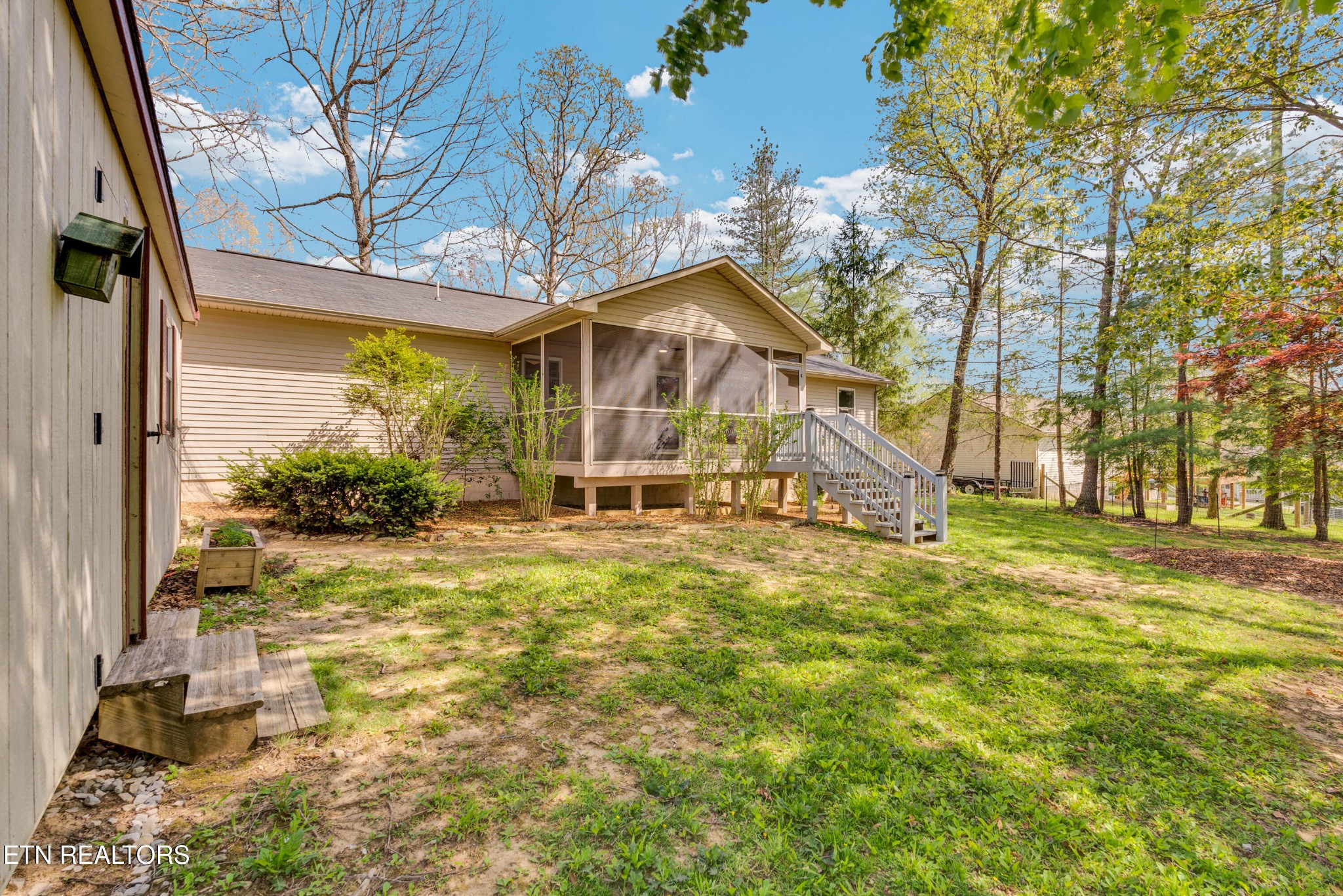 1954 Spruce Loop Crossville TN 38555