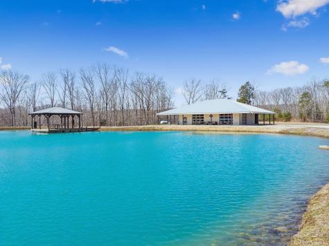 1273 Craggie Hope Road Kingston Springs TN 37082