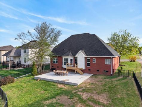 1014 Willow Circle Clarksville TN 37043
