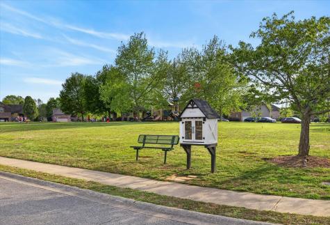1014 Willow Circle Clarksville TN 37043