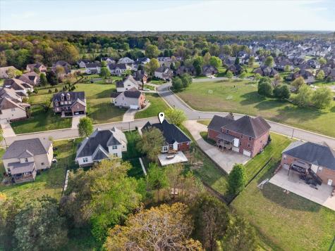 1014 Willow Circle Clarksville TN 37043