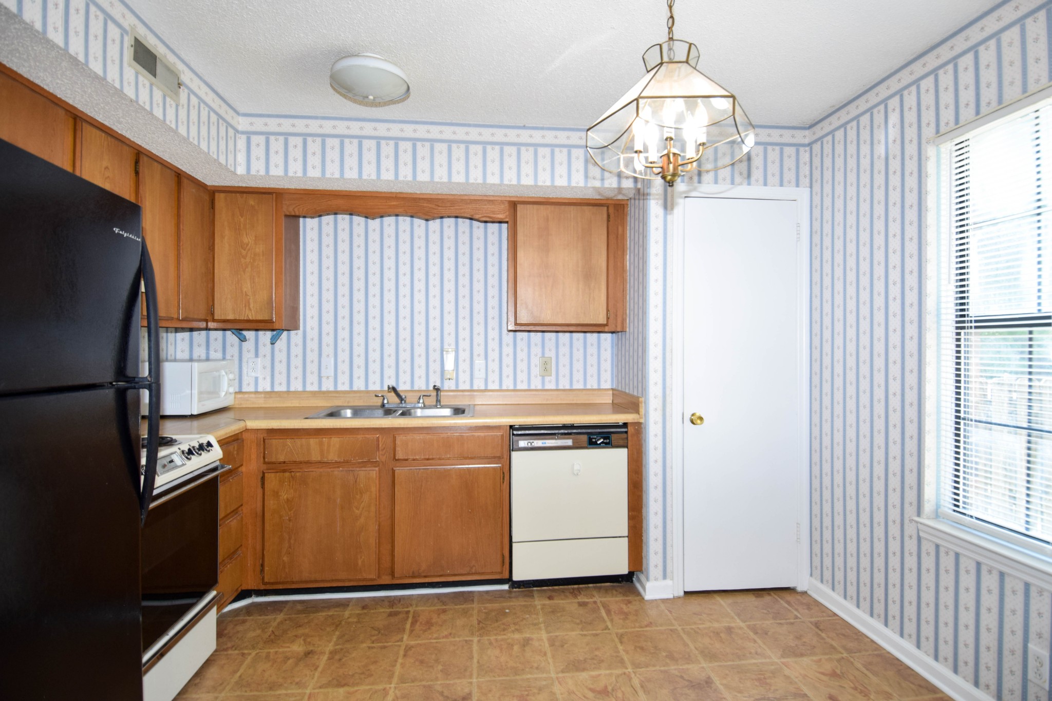 163 Edgewood Drive Hendersonville TN 37075