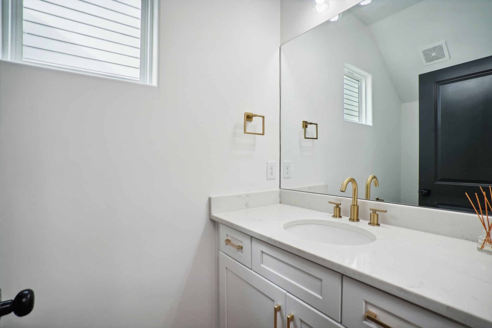 569 Green Lane Whites Creek TN 37189