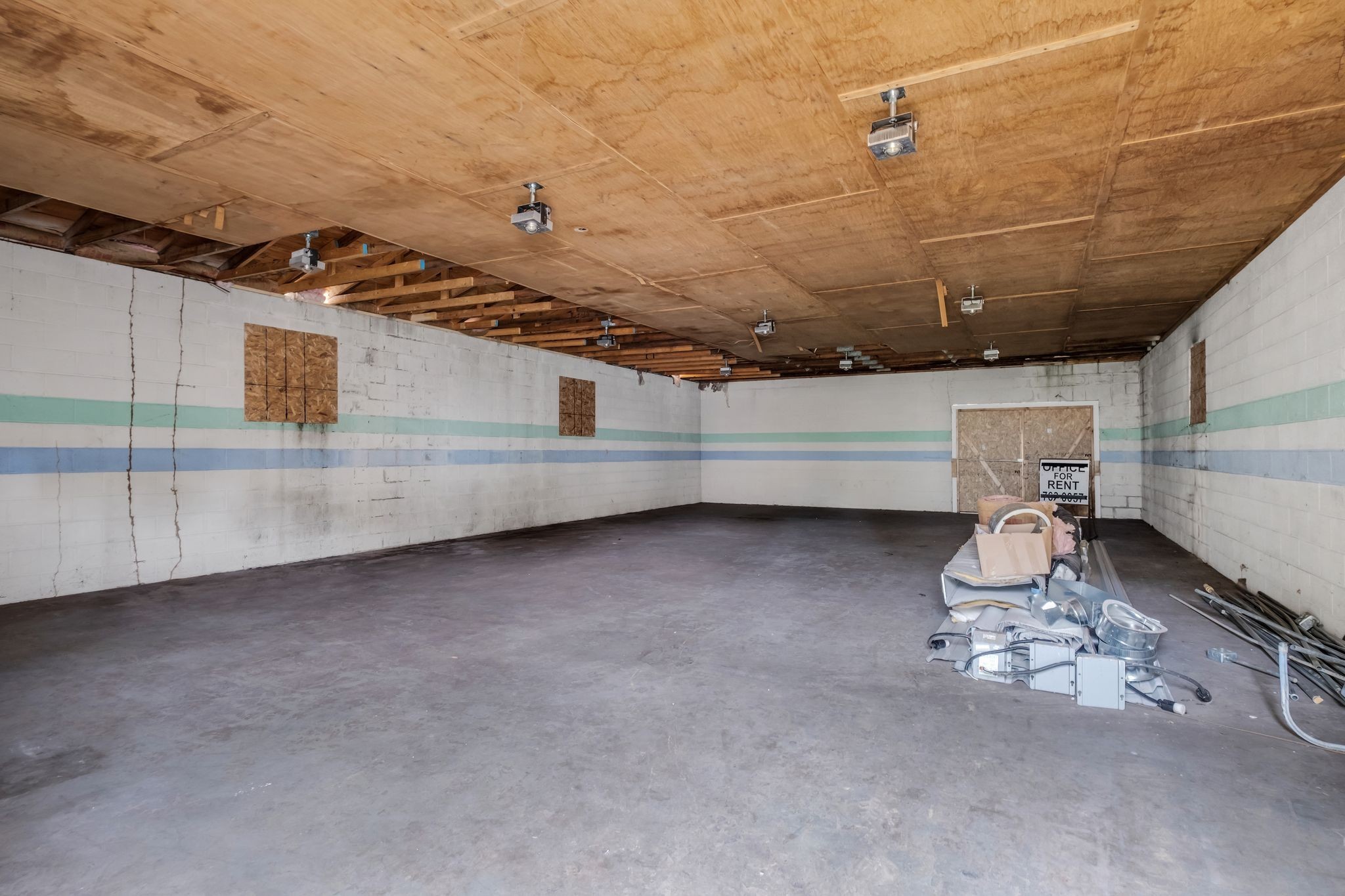 1409 Buffalo Road Lawrenceburg TN 38464