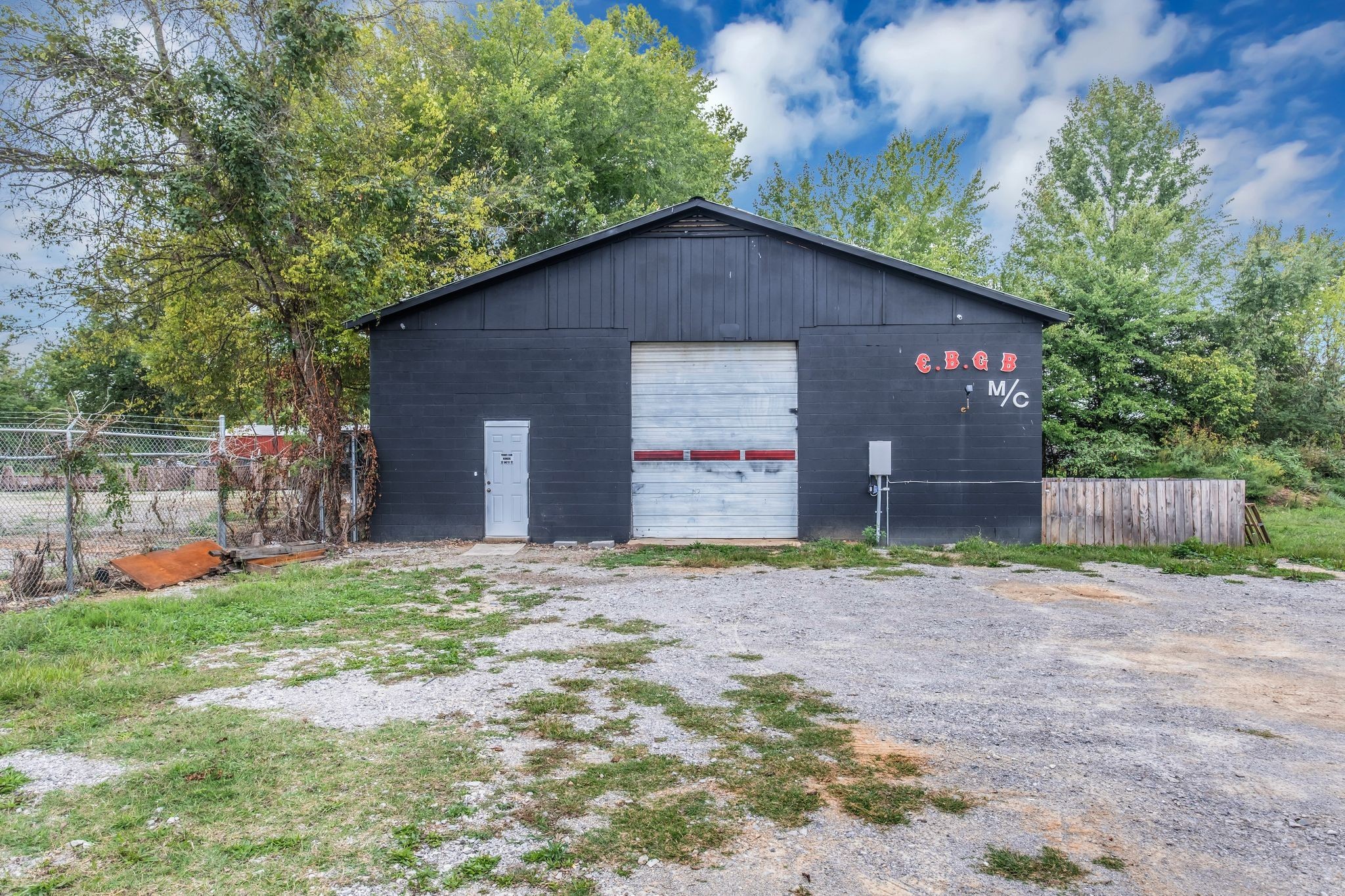 1409 Buffalo Road Lawrenceburg TN 38464