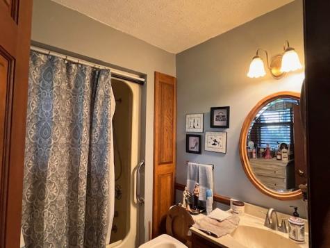 222 Victor Reiter Parkway Portland TN 37148