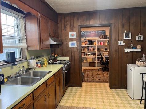 222 Victor Reiter Parkway Portland TN 37148