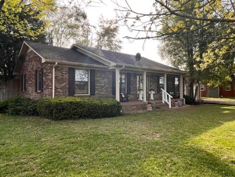 222 Victor Reiter Parkway Portland TN 37148