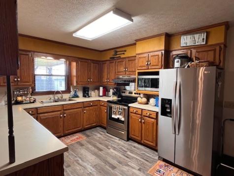 222 Victor Reiter Parkway Portland TN 37148